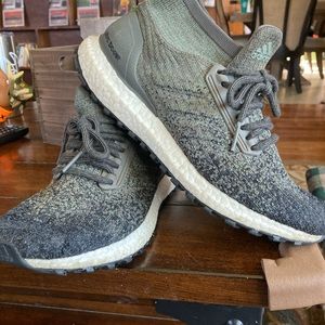Adidas tennis shoes